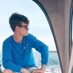 Meet your Posher, Justin